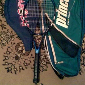 Продам теннисную ракетку Babolat