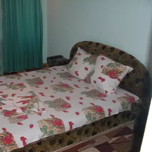 Кв. 3 комнатная посуточно,  р-н Ин.связи