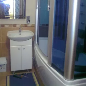 продам 3-х комнатную квартиру в центре города