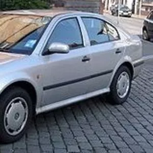 Запчасти б/у на SKODA Octavia (0966765978)