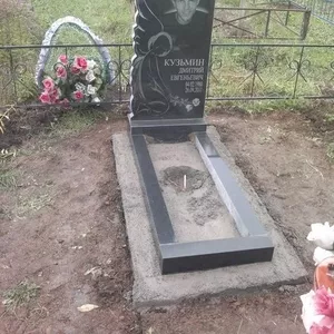 Памятники из мраморной крошки и гранита под заказ