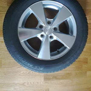 Летние шины Michelin 195/65 R 15 на литых дисках