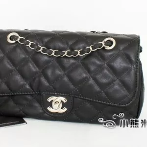 Продам сумочку Chanel черная