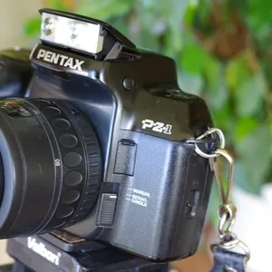 Pentax PZ-1 + SMC Pentax-F 35-80mm 1:4-5.6 Профессиональный зеркальный