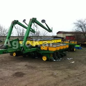  Продам John-Deere 7000 16