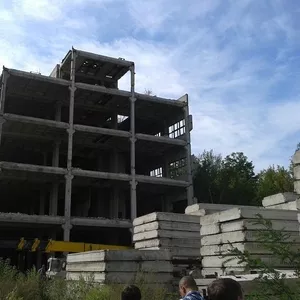 Куплю различные здания под разборку.