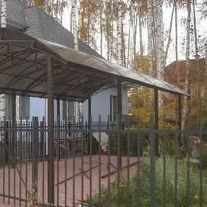 сотовый и монолитний поликарбонат