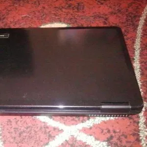 Продаеться  ноутбук Acer eMachines E527(в нерабочем состоянии) на запч