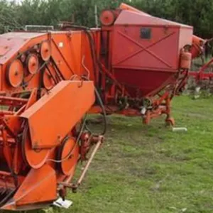 Продам навесной зерноуборочный комбайн BIZON Z-020 