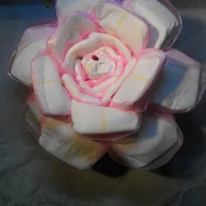 Подарок из памперсов (роза)