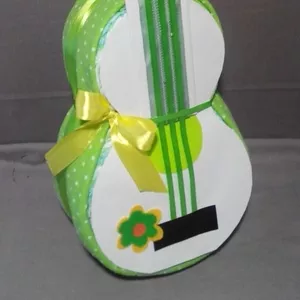 подарок из памперсов(гитара)