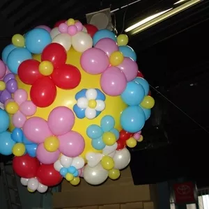 Шар Сюрприз,  Большой шар внутри 100-200 маленьких шаров Киев (Оболонь)