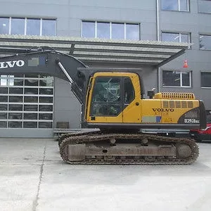 Экскаватор-гусеничный Volvo EC 290BNLC