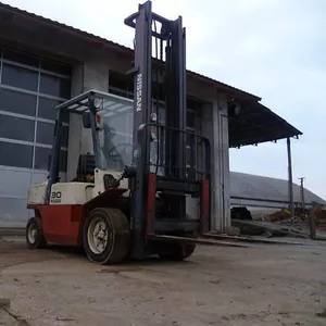 Вилочный погрузчик Nissan FG
