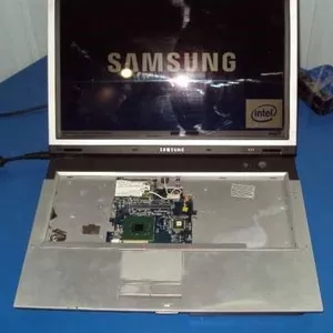 Продам нерабочий ноутбук  Samsung NP-X11E на запчасти