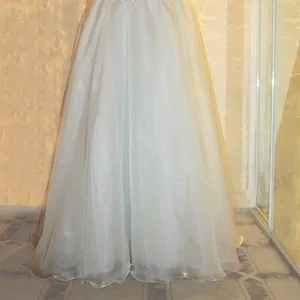 Платье выпусконе (свадебное). 