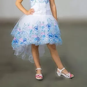 Детские нарядные платья на прокат 2015г