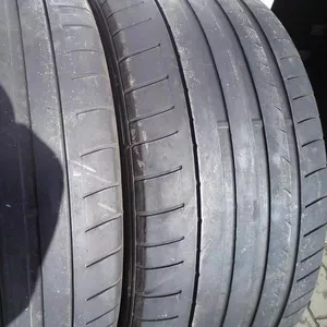 Продам пару шин б/у лето R18 245/40  Dunlop