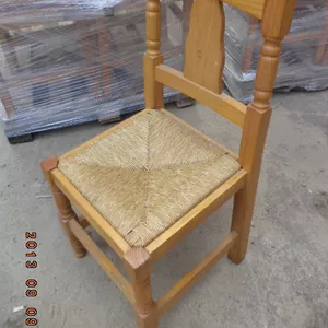  Продам деревянные стулья  б/у
