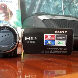 Видеокамера Sony HDR-CX190E (1080i FullHD/ 5, 3 мегапикселей)