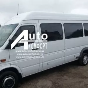 Передний салон,  левое окно на Mercedes-Benz Sprinter (1995-2006),  Volk