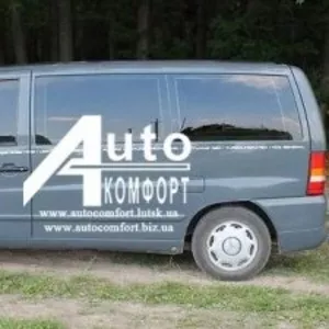 Передний салон,  левое стекло на автомобиль Mercedes-Benz Vito 96-03