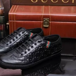 Купити взуття Gucci