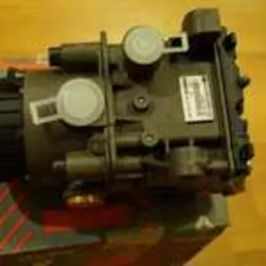 Модулятор EBS KNORR BREMSE Renault Premium (50 10 457 557)