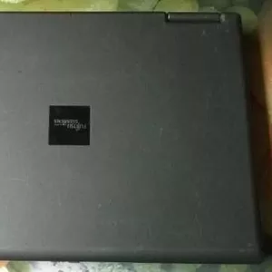 Нерабочий  ноутбук Fujitsu Siemens Esprimo Mobile V5535 на запчасти .