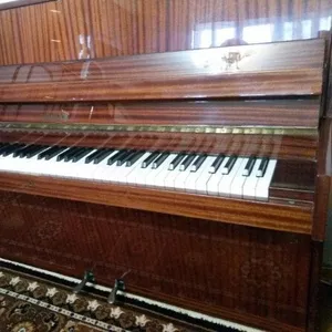 Пианино RONISCH,  Германия.