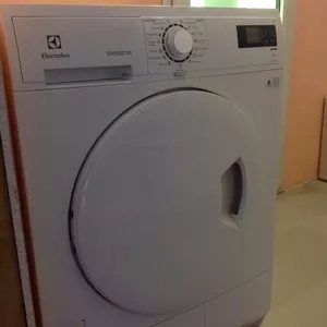 Сушильная машина Electrolux EDC 2086 PDW