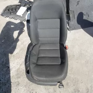 Сиденья перед. прав. Skoda Octavia A-5 04-09 Октавиа 108425