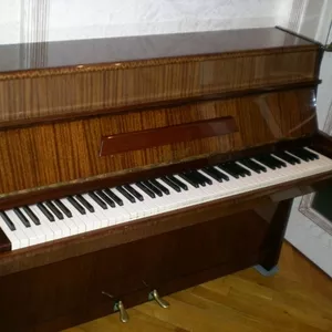 Продам профессиональное пианино