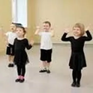 Танцы дети 2- 4- 5 лет м.Харьковская,  м.Позняки,  Левый берег