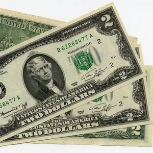 Банкнота номиналом 2 доллара Отличный подарок,  как в преддверии праздника,  так и в знак уважения,  в