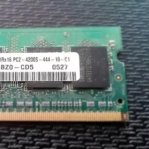 Sodimm Samsung 256Mb DDR2 / 533MHz.