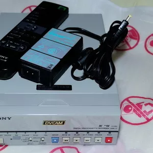 видеомагнитофон Sony DSR-11 