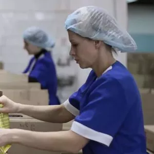 Разнорабочий на упаковку продуктов в Польшу. Работа за границей.