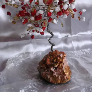 Дерево декоративное с натуральных камней-  яшма