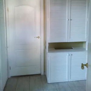 Комплект мебели из дверей жалюзи