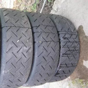 Продаются  спортивные шины сухой слик  Michelin 