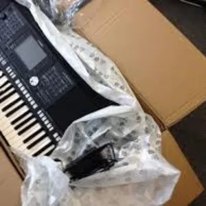 SELLING :Korg M3-88, Roland Fantom-G8, Yamaha Tyros 5 Workstation, Mackie