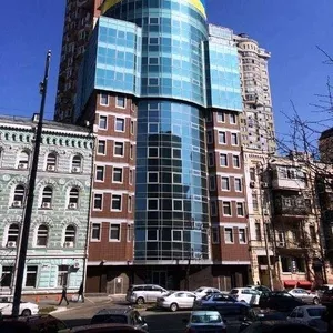 Отдельно стоящее офисное здание! Общая площадь 3478 м2 в Киеве.
