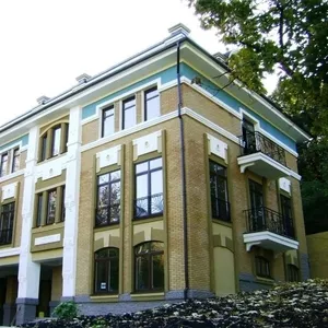 Офисное здание в Киеве,  Шевченковский район.