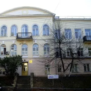 Здание в Печерском районе под клинику район Киева.