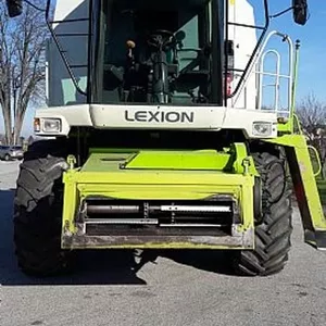 . Комбайн зерноуборочный CLAAS Lexion 460. Год выпуска: 2002 