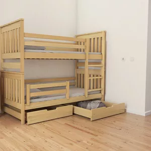 Кровать из дерева 