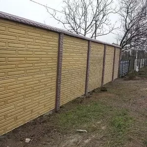 Глянцевые бетонные еврозаборы с установкой под ключ в Запорожье и обл