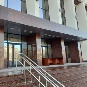 Облицовка гранитом,  гранитный фасад