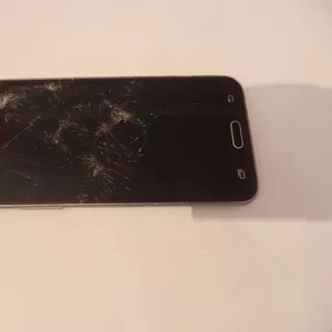 Мобильный телефон Samsung J320